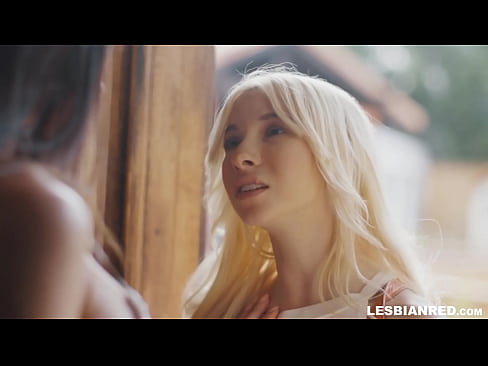 ❤️ Puella paucis post mensibus domum venit et desinit comedere pussy Sex video  ad nos la.pornochaturbate.ru